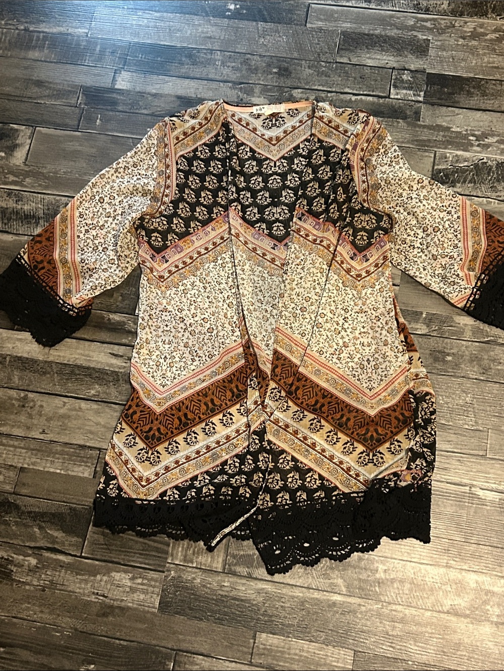 Jolt Boho Floral Patchwork Tunic in Black, Tan, Cream